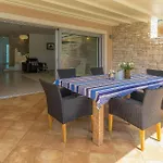 3 Bedroom Lovely In