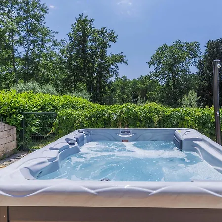 3 Bedroom Awesome In Σπίτι διακοπών *