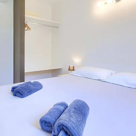3 Bedroom Awesome In *