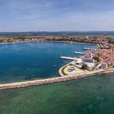 Σπίτι διακοπών 3 Bedroom Awesome In Ουμάγκ